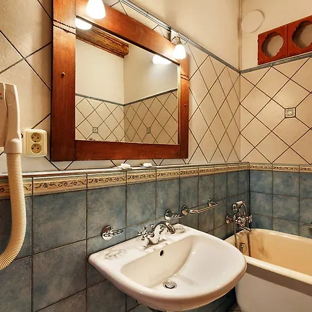 U Kriveho Psa Gæstehus 3*